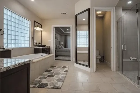 43 W Loftwood Circle The Woodlands TX 77382