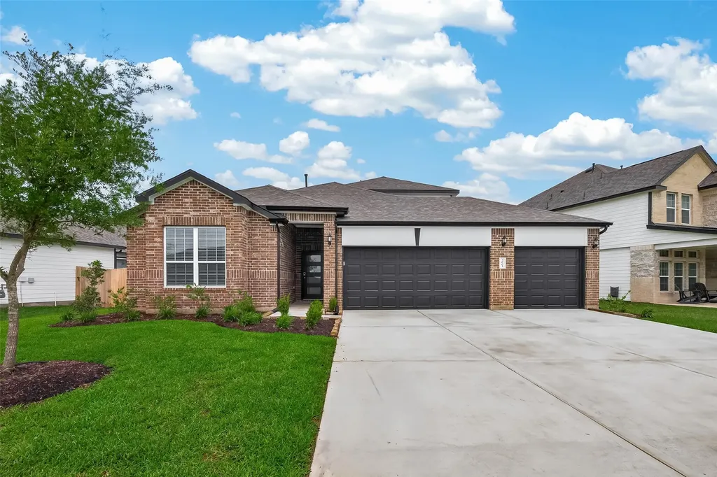 3005 Bristlegrass Street Brookshire TX 77423