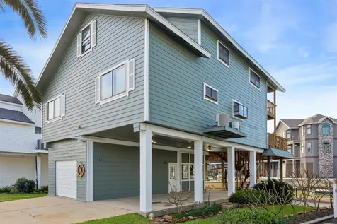 339 Admiral Circle Tiki Island TX 77554