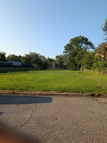 4301 Effie Street Bellaire TX 77401