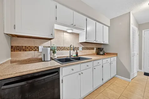 4064 Belle Park Drive 4064 Houston TX 77072