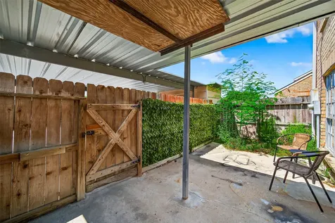4064 Belle Park Drive 4064 Houston TX 77072