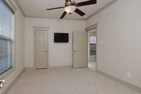 514 Cortlandt Street B Houston TX 77007
