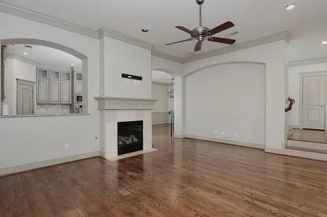 514 Cortlandt Street B Houston TX 77007