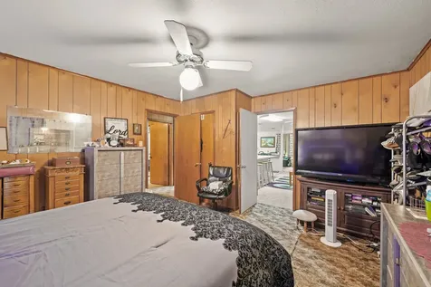 5913 County Road 225 East Bernard TX 77435