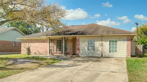 806 Coolwood Drive Houston TX 77013