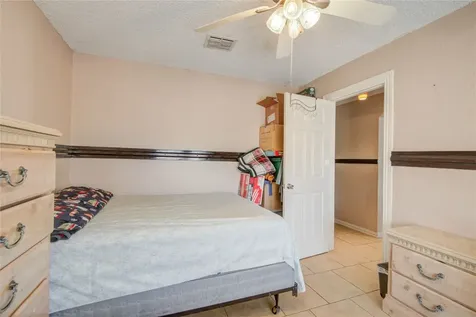 806 Coolwood Drive Houston TX 77013