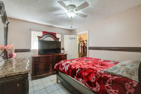806 Coolwood Drive Houston TX 77013