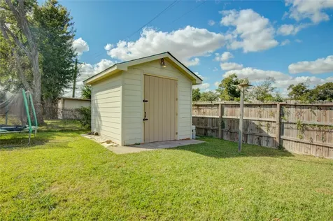 806 Coolwood Drive Houston TX 77013