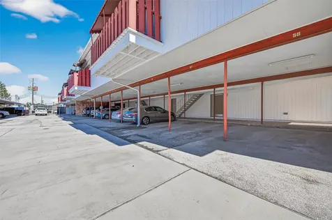 2822 Briarhurst Drive 52 Houston TX 77057