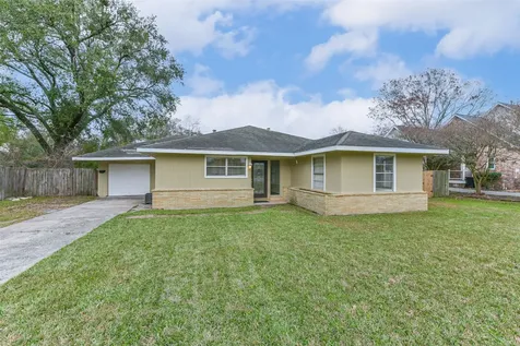 405 N Burnett Drive Baytown TX 77520