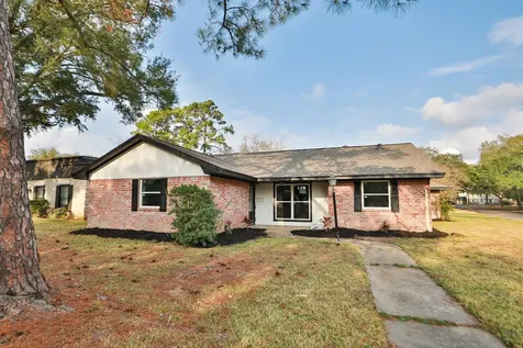 18111 Barbuda Lane Houston TX 77058