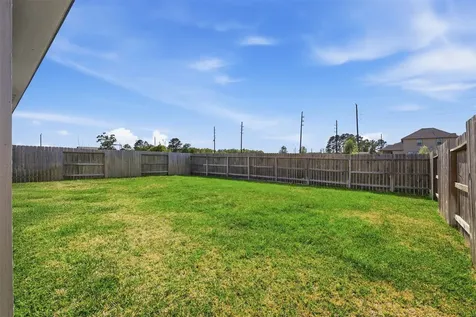 2304 W Winding Pines Drive Tomball TX 77375
