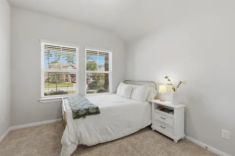 2304 W Winding Pines Drive Tomball TX 77375