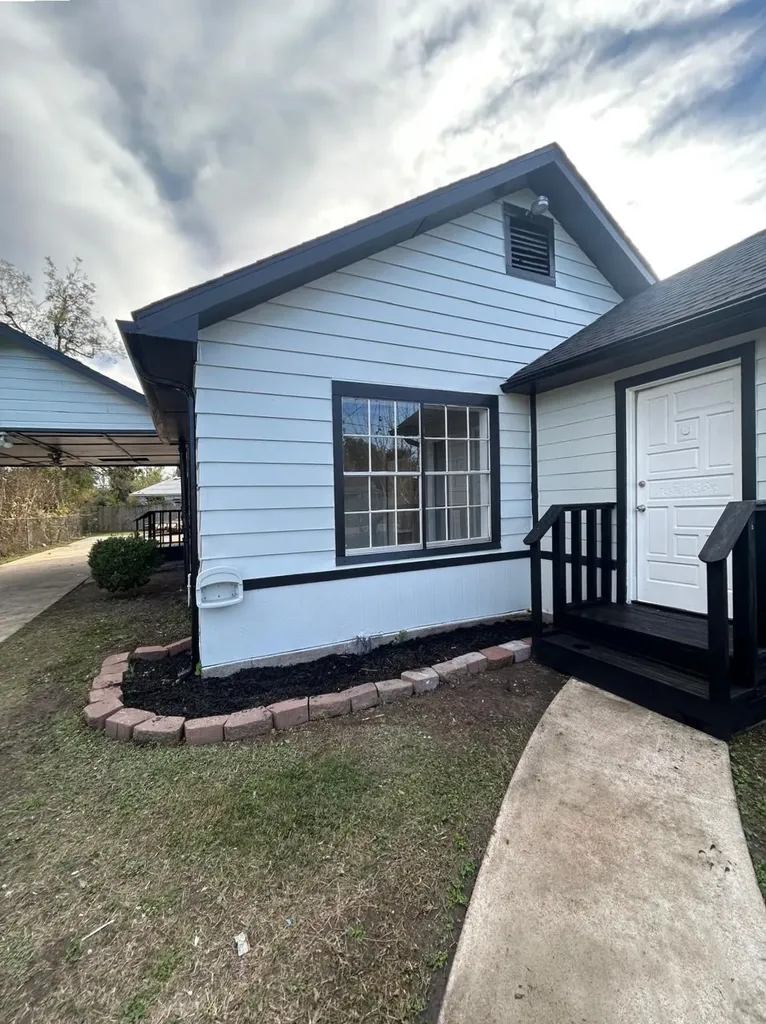 2010 King Street Houston TX 77026