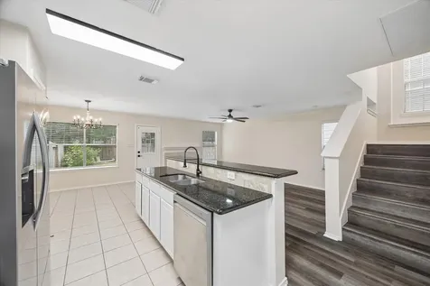 7 Wineberry Place The Woodlands TX 77382