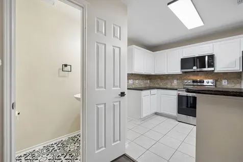 7 Wineberry Place The Woodlands TX 77382
