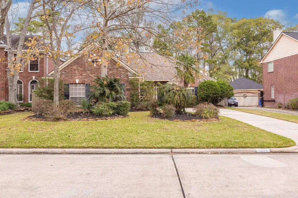 3823 Wildwood Valley Court Kingwood TX 77345