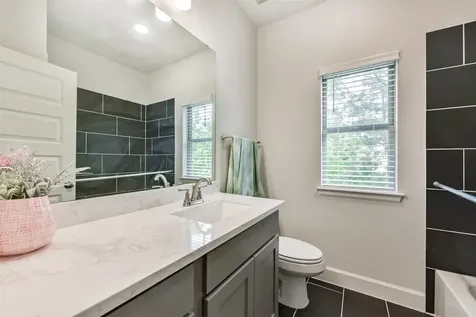 27208 Starry Oaks Drive Magnolia TX 77354