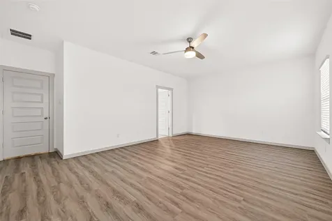 1107 Lakes Edge Lane Missouri City TX 77459