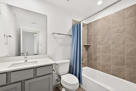 1107 Lakes Edge Lane Missouri City TX 77459