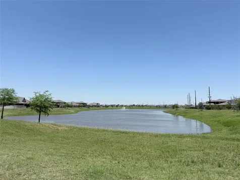 1107 Lakes Edge Lane Missouri City TX 77459