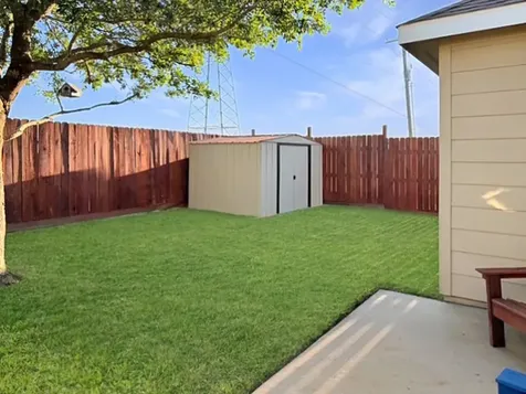 341 Lake Line Drive Alvin TX 77511