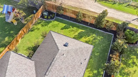 11015 Buttonwood Creek Trail Tomball TX 77375