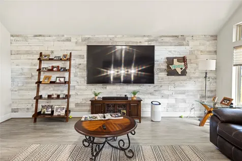 11015 Buttonwood Creek Trail Tomball TX 77375