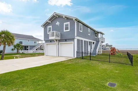 944 Tiki Drive Tiki Island TX 77554