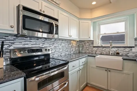 944 Tiki Drive Tiki Island TX 77554