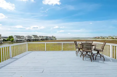944 Tiki Drive Tiki Island TX 77554