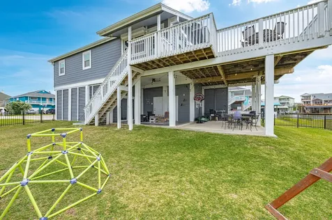 944 Tiki Drive Tiki Island TX 77554