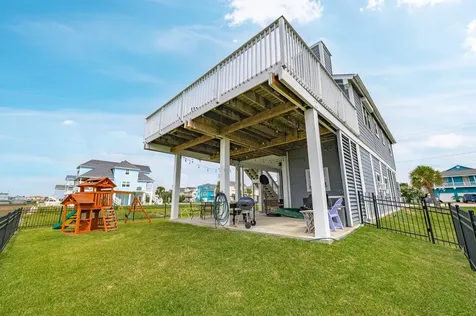 944 Tiki Drive Tiki Island TX 77554
