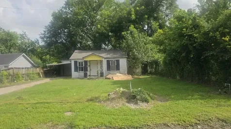 2318 Cresline Street Houston TX 77093