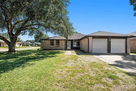 3801 Aspen Drive La Porte TX 77571