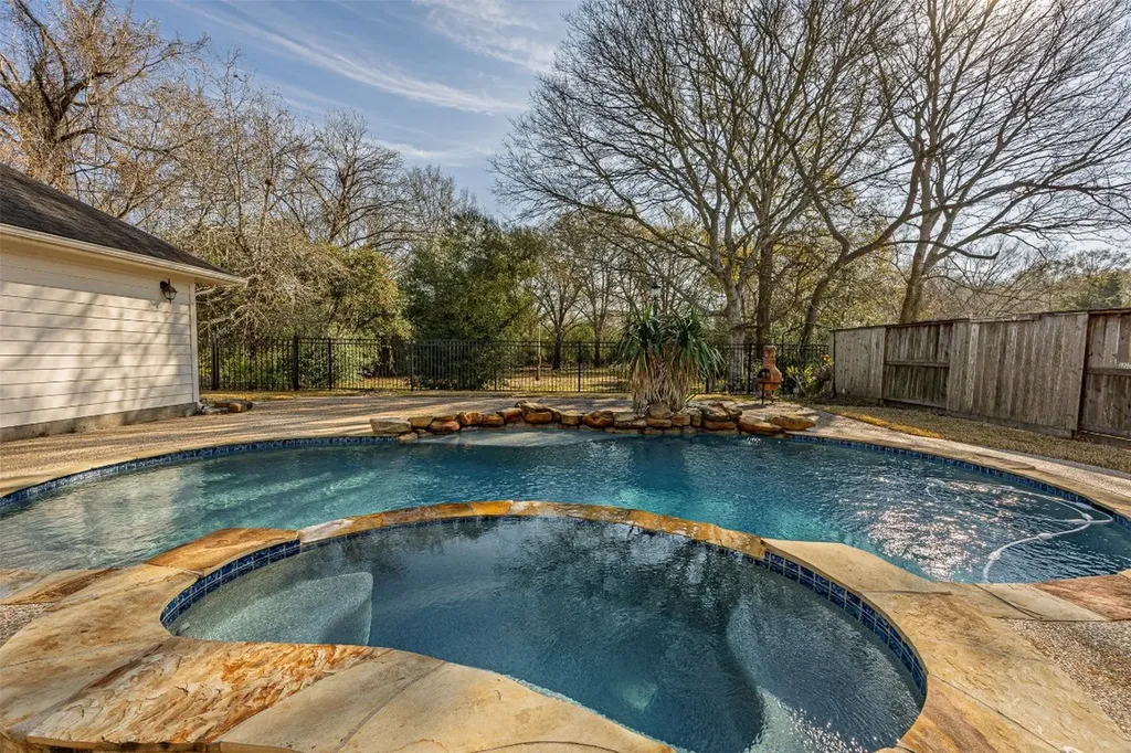 2802 Mossy Log Court Houston TX 77084