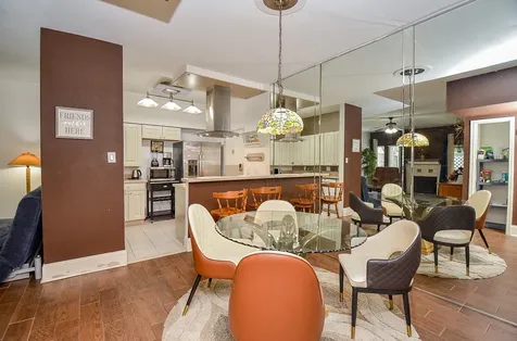 10811 Richmond Avenue 38 Houston TX 77042