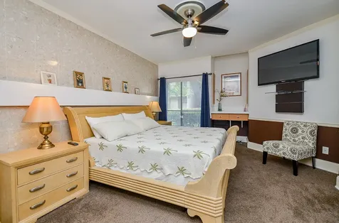 10811 Richmond Avenue 38 Houston TX 77042