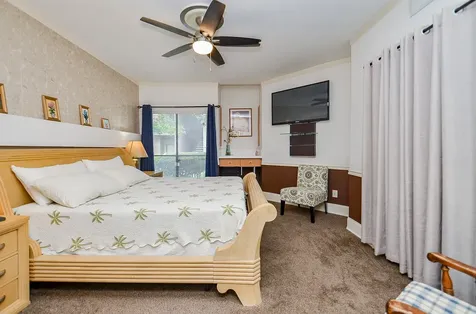 10811 Richmond Avenue 38 Houston TX 77042