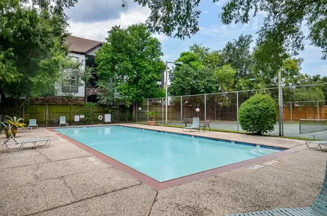 10811 Richmond Avenue 38 Houston TX 77042