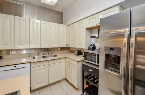 10811 Richmond Avenue 38 Houston TX 77042