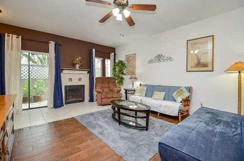 10811 Richmond Avenue 38 Houston TX 77042