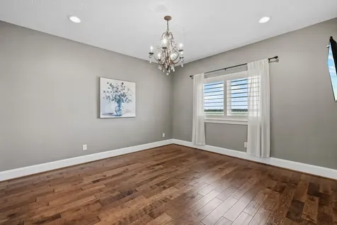 8834 Cross Country Drive Houston TX 77346