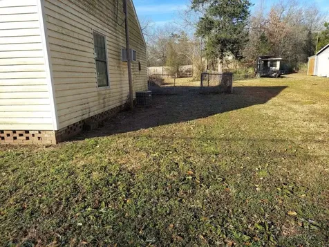 405 N Lanier Street New Boston TX 75570