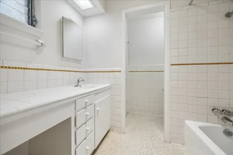 3703 Roseland Street 03 Houston TX 77006