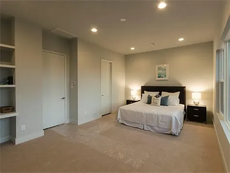 864 Wakefield Drive D Houston TX 77018