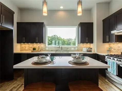 864 Wakefield Drive D Houston TX 77018
