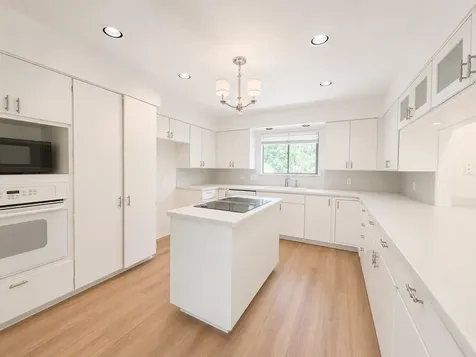 26 Lazy Lane The Woodlands TX 77380