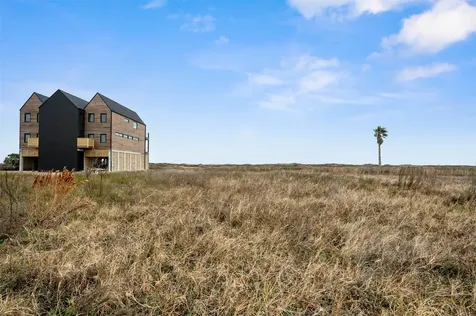 338 Atkinson Street Crystal Beach TX 77650